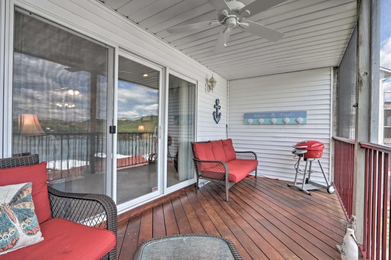The Lake Escape With Balcony And Pool Access! Камдентън Екстериор снимка