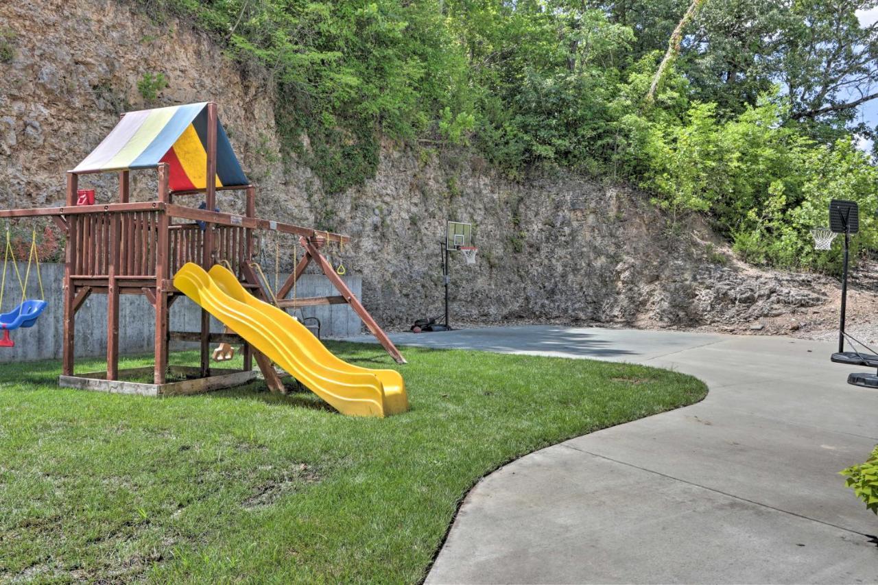 The Lake Escape With Balcony And Pool Access! Камдентън Екстериор снимка